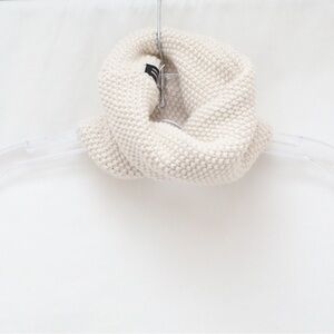 NWOT Zara infinity scarf snood tight small warm cozy winter off white ivory